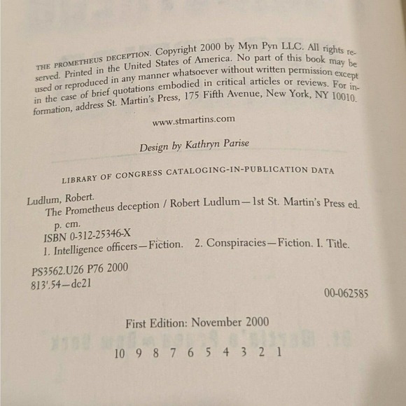 Robert Ludlum Book Lot, (2 Hardcover, 1st Edition) - Picture 3 of 10